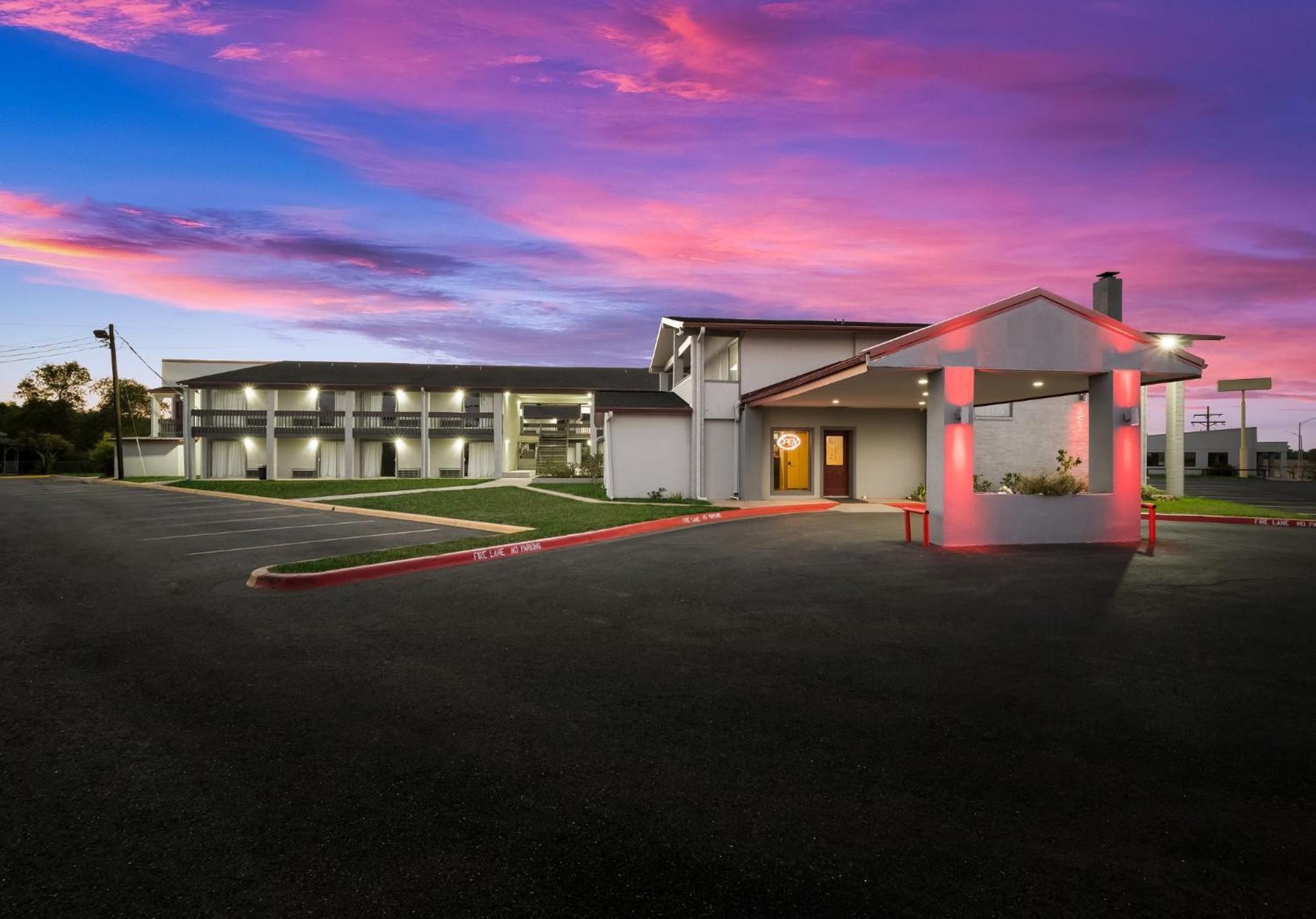 Red Roof Inn Madisonville Eksteriør bilde
